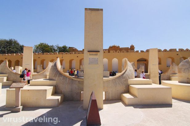 capricorn-zodiac-at-jantar-mantar-jaipur.jpg